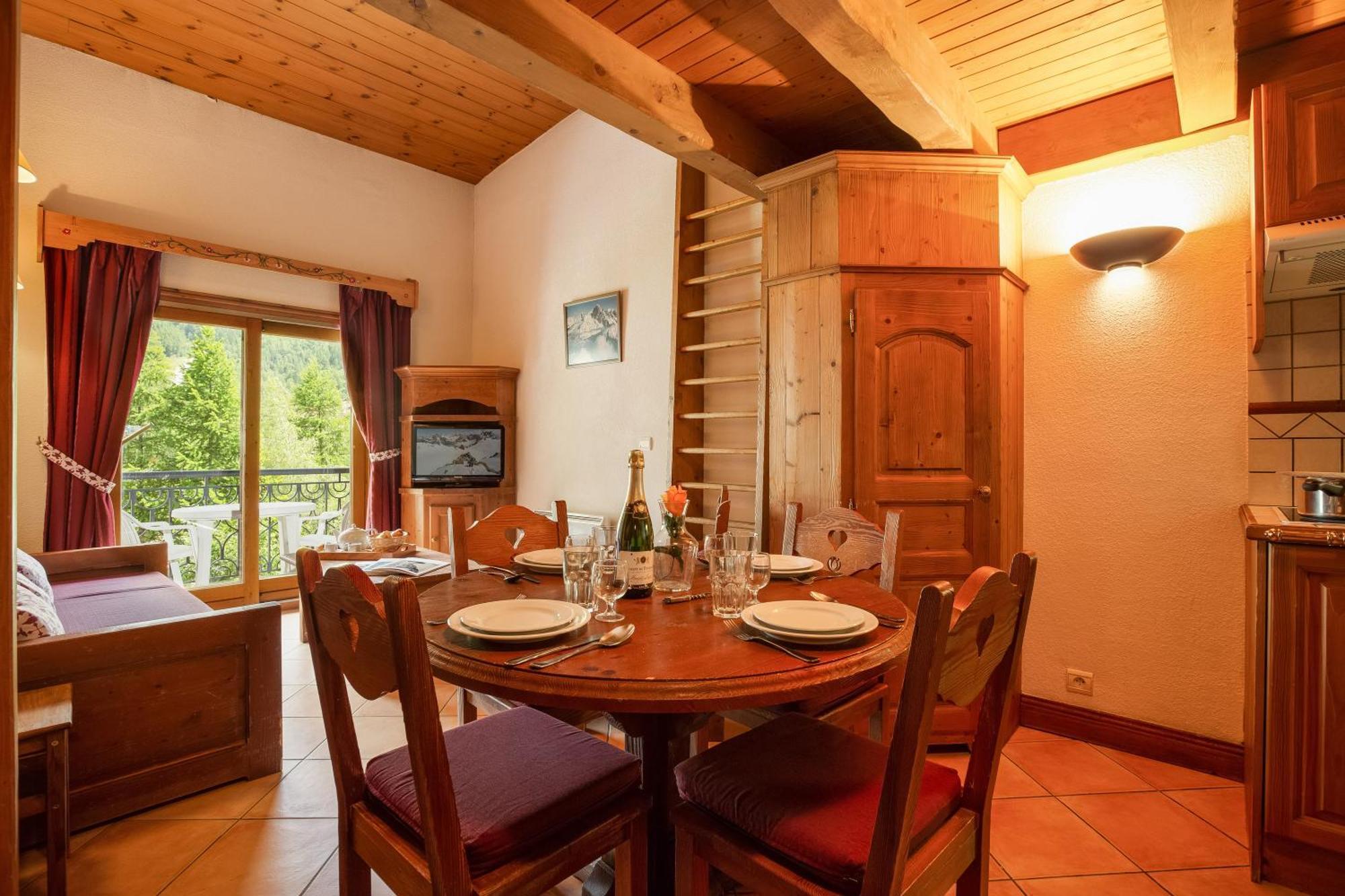 Residence Le Cristal Apartments - Happy Rentals Chamonix Ngoại thất bức ảnh